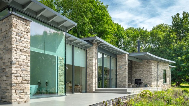 image-5-sky-frame-and-schueco-sg-glazing-3-main-small